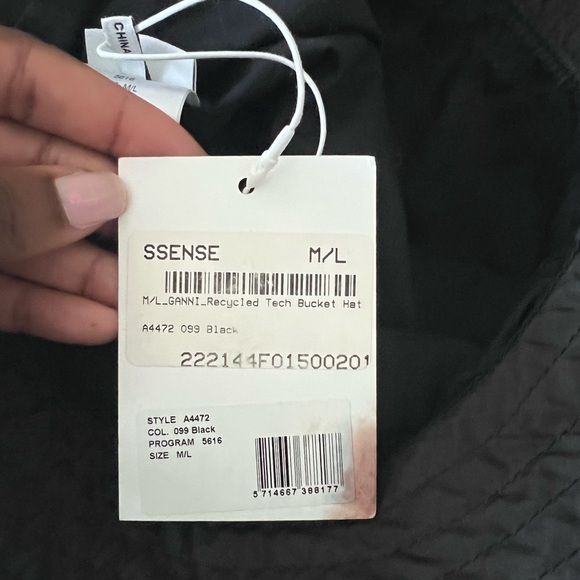 GANNI Black Sateen Bucket Hat - Picture 2 of 5